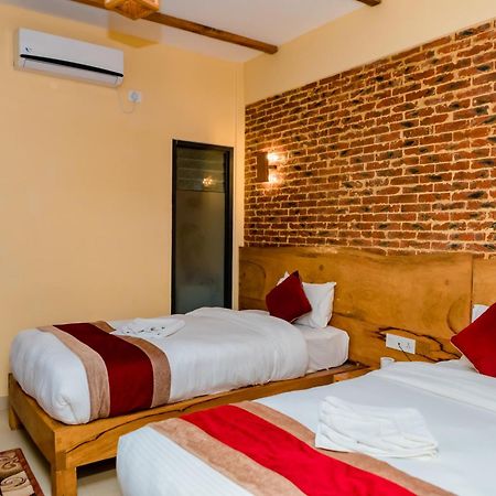 Hotel Kings Pokhara Zewnętrze zdjęcie